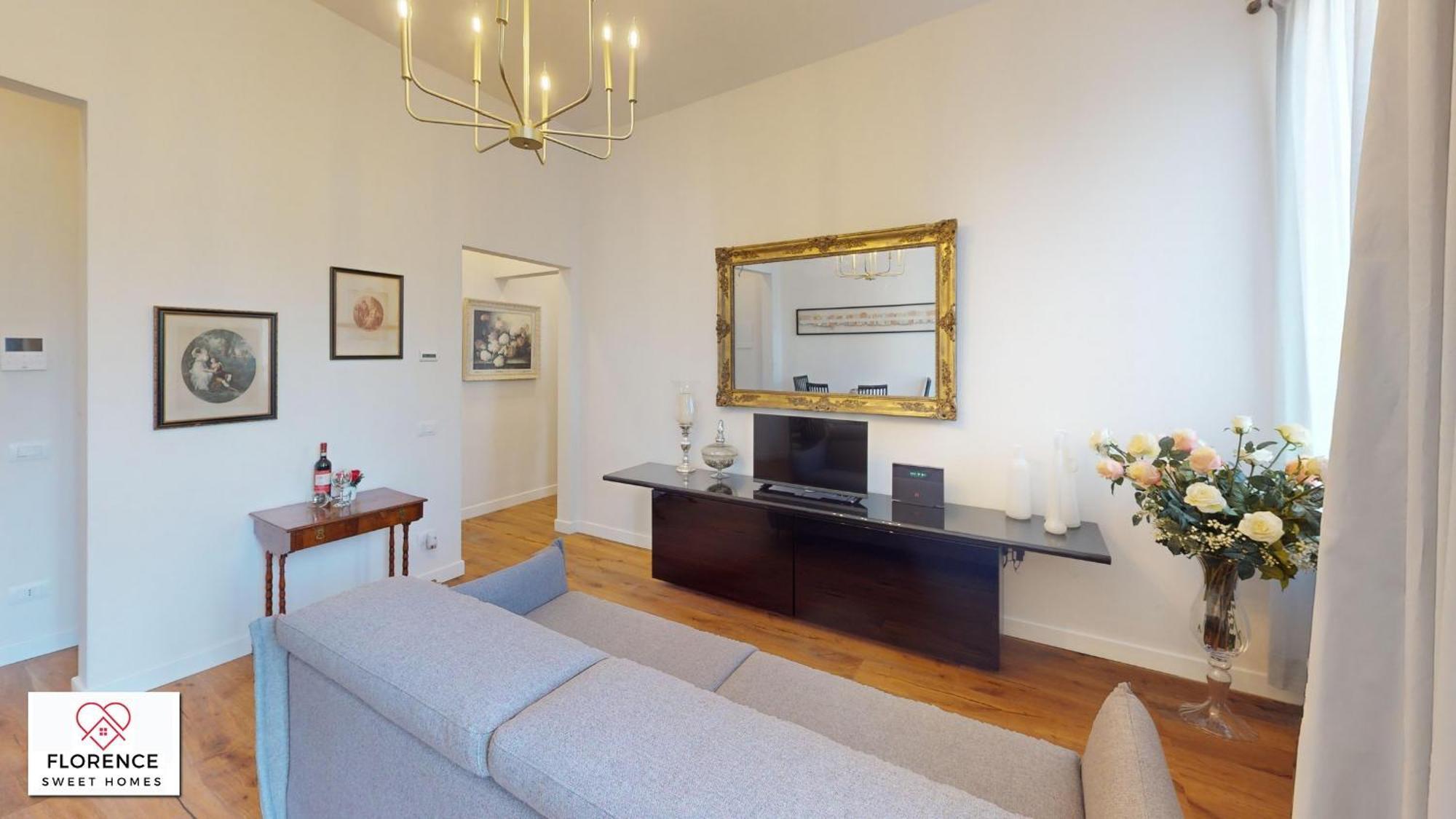 Central Rail By Sweet Homes * Florencia